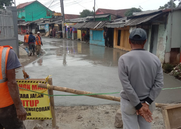 Jalan Sukabirus Bebas Banjir: Wujud Apresiasi Warga Dayeuhkolot untuk Bupati Bandung 