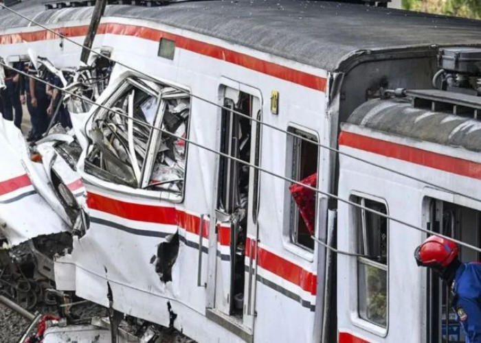 Polisi Selidiki Sopir Taksi Listrik dan Petugas PT Kereta Api Indonesia Terkait Insiden Kecelakaan KRL 