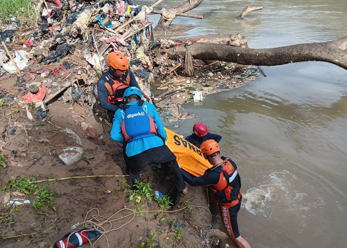 Pekerja Kontraktor yang Diduga Terpeleset dari Jembatan Leuwiranji Terseret Arus Air Sejauh 9,7 Kilometer