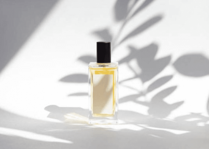 6 Rekomendasi Parfum Lokal Wangi Tahan Lama Aroma Segar, Cocok untuk Cuaca Musim Panas!