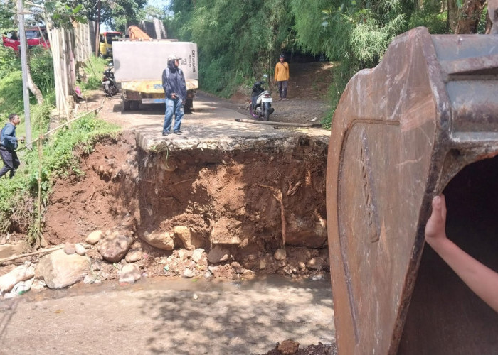 PUPR Kabupaten Bogor akan Pasang Box Cover Hari Ini di Jalan Alternatif Puncak yang Terputus