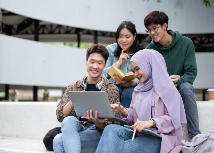 Gelar Akademik Bukan Lagi Jaminan: Pergeseran Cara Pandang Orang Tua Pascapengumuman SNBP 2026