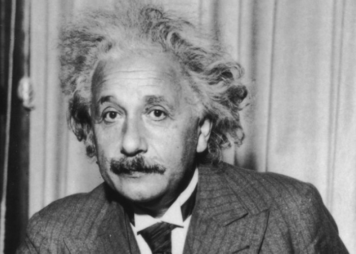 Albert Einstein Pernah Ramal Kehancuran Israel Melalui Surat Ini