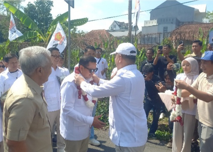 Dony Ahmad Munir 