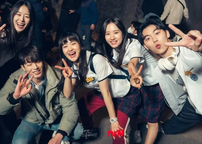6 Rekomendasi Drama Korea Komedi Romantis Bikin Baper dan Ngakak