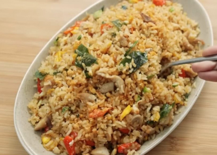 Nasi Goreng Telur Asin Cocok sebagai Menu Sarapan dan Makan Malam, Ini Resepnya! Fix Enak dan Mengenyangkan