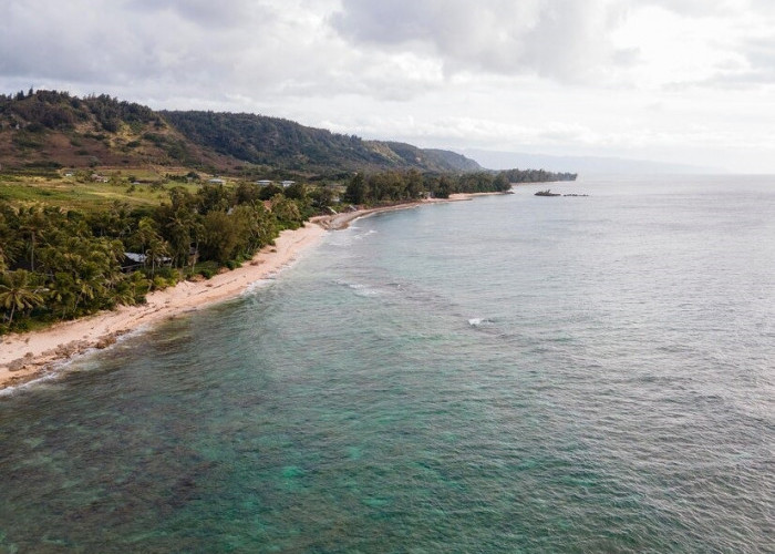 Keindahan Pantai Anyer: Menikmati Pesona Wisata di Ujung Barat Pulau Jawa