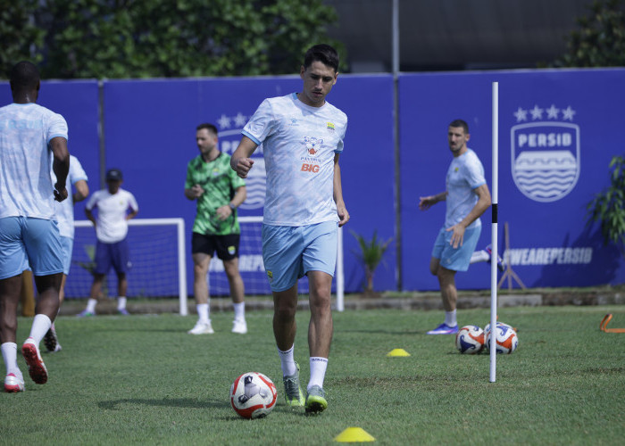 Baru Bergabung, Luka Menalo Sudah Terkesan dengan Persib dan Ribuan Bobotoh