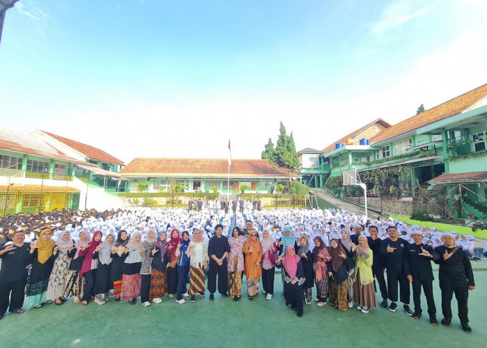 Bincang Inspiratif Rumaksara SMAN 1 Cisarua Bangkitkan Semangat Menulis Generasi Muda