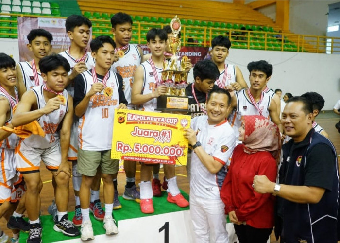 Tim Patriot Baleendah Juara Pertama Turnamen Bola Basket Kapolresta Bandung Cup