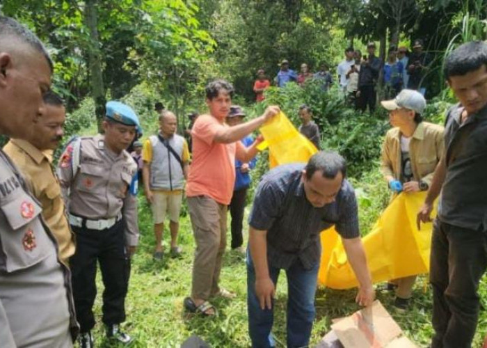 Mayat Pria Tanpa Identitas Gegerkan Desa Cibunian Bogor