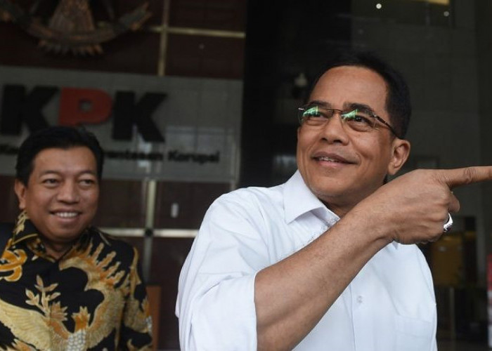 KPK Periksa Sekjen DPR RI Indra Iskandar Terkait Dugaan Korupsi Pengadaan Barang   
