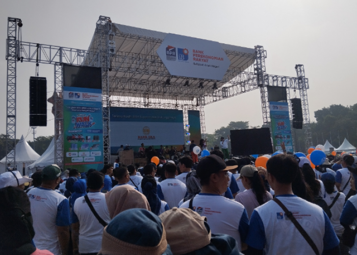 Ada Band hingga Doorprize Motor, Hari BPR-BPRS Nasional Disambut Antusias Warga