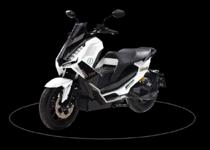 Ini Motor Listrik Jarak Terjauh dengan Dek Lega, Bikin Riding Jauh Lebih Santai!
