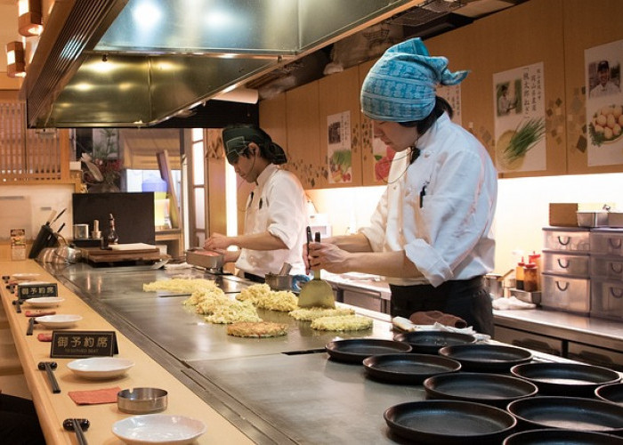 Resep dan Cara Membuat Okonomiyaki, Hidangan Teppanyaki Jepang yang Populer