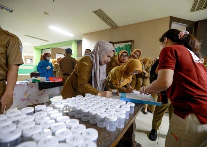 Pemkot Bandung dan BNN Adakan Tes Urine Mendadak untuk Ratusan ASN