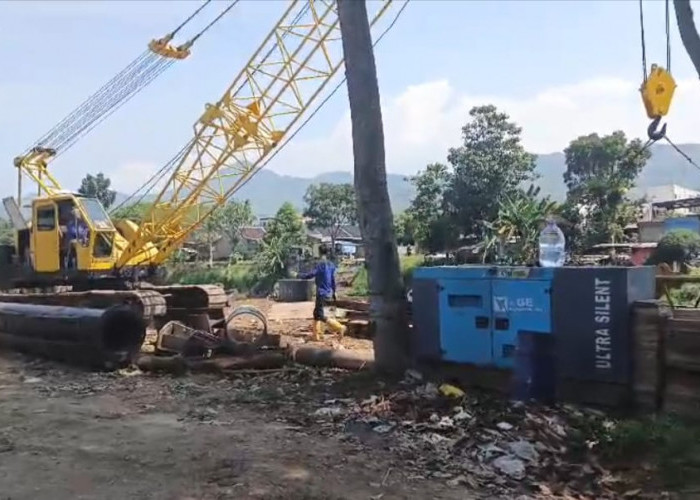 Wujud Komitmen Bupati Bandung, Pembangunan Jembatan Cijeruk Resmi Dimulai: Anggarkan Rp 6,6 Miliar 