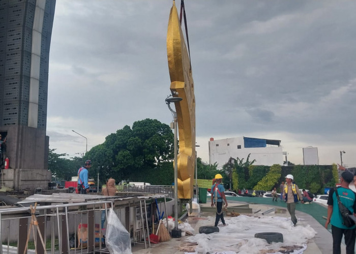 Pemkab Bogor Pasang Kujang dengan Tinggi 14 Meter di Atas Tugu Pancakarsa