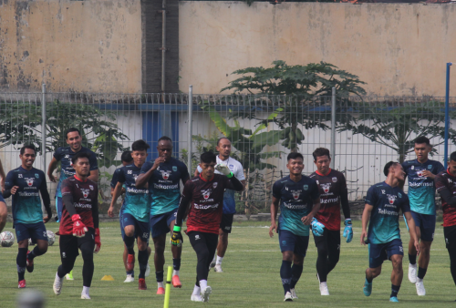 Akankah Persib Tampil dengan Kekuatan Penuh Melawan Borneo FC?