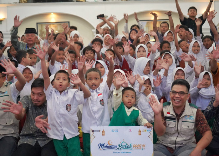 YBM PLN UID Jawa Barat Nyalakan Asa Anak Yatim Dhuafa Sambut Tahun Ajaran Baru