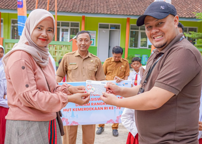 RCEO BRI Regional Office Bandung Salurkan Beasiswa untuk 50 Siswa di Kabupaten Ciamis dan Kuningan