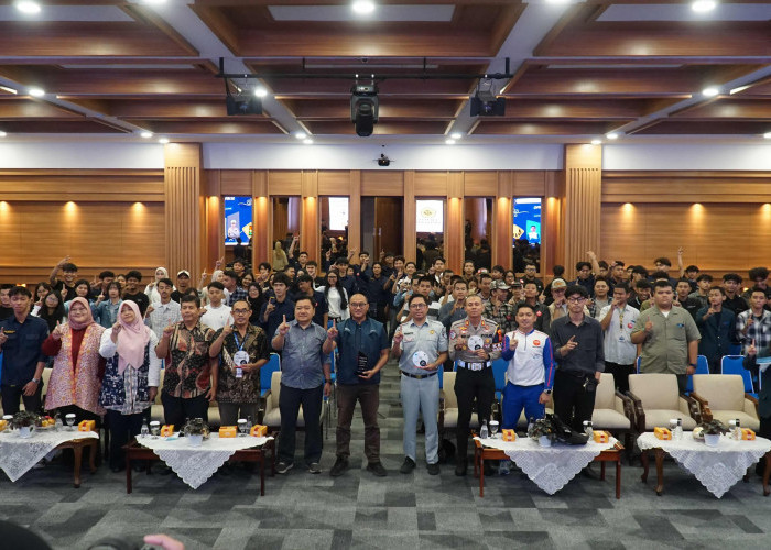 Secangkir Kopi, Sejuta Mimpi’, DAM Gelar Seminar Safety Riding di Universitas Widyatama
