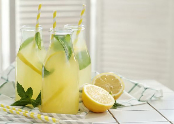 Pasti Ketagihan! Konsumsi Minuman Air Lemon Ini Badan Langsing Kulit Glowing