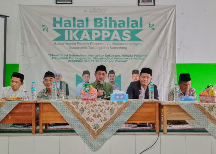 Ikatan Alumni Pondok Pondok Pesantren Al-hikamussalafiyyah (IKAPPAS) menggelar halal bi halal akbar.