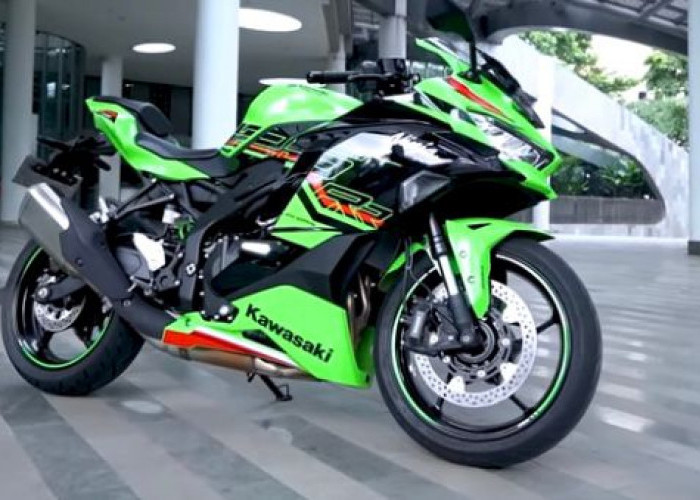 BARU! Motor Supersport New Kawasaki Ninja ZX-25RR 2024 Gendong Mesin Bertenaga 250cc, Harganya Berapa Ya?