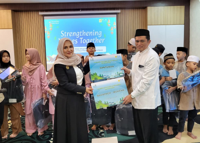 Perkuat Nilai Kerja sebagai Ibadah, PLN Icon Plus SBU Jawa Barat Wujudkan Kepedulian Sosial via Agenda TJSL