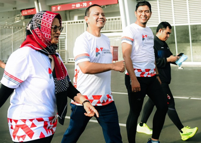 Berlari Sambil Berbagi, Cara Komunitas Telkom Runners Kampanye Peduli Mangrove