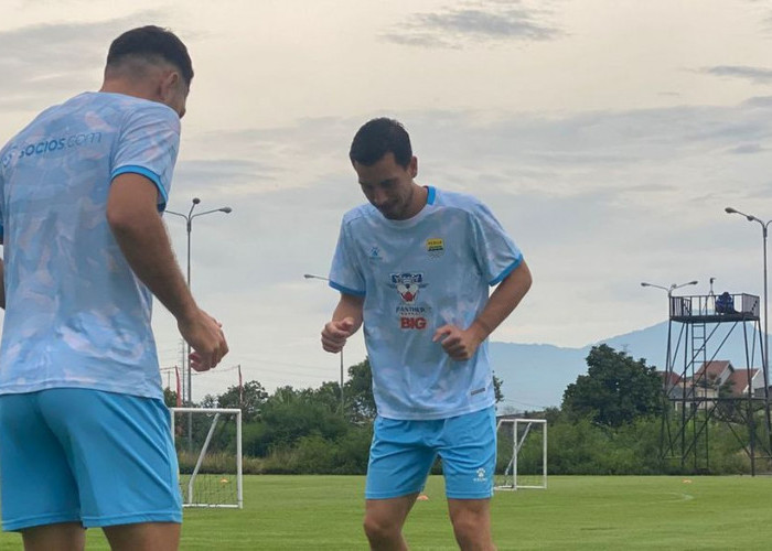 'Buff' buat Persib Jelang vs Persis Solo, Thom Haye Sudah Berlatih Lagi usai Sempat Sakit