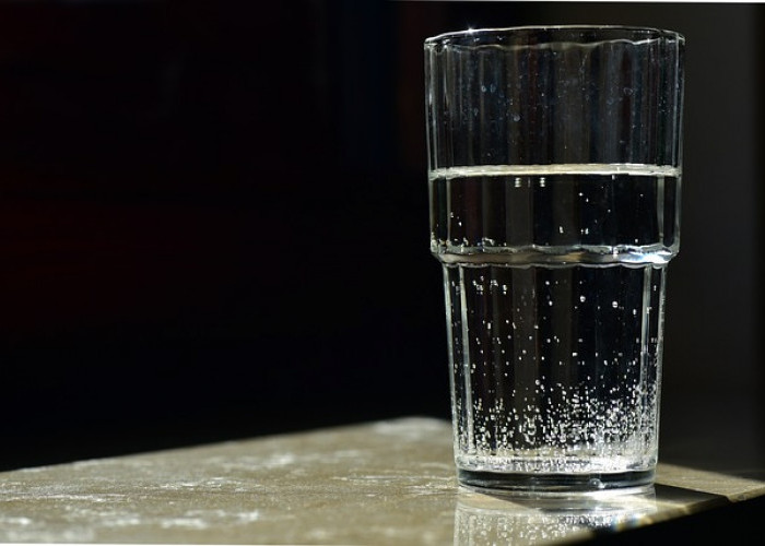 5 Manfaat Air Garam untuk Kesehatan: Memahami Keajaiban dalam Tetesan-Tetesan Kecil