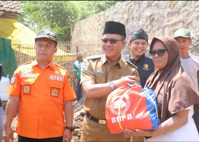 Waspada Saat Turun Hujan, Bupati Bandung Kang DS: Lahan Curam dan Tegak Lurus Cenderung Rawan Longsor