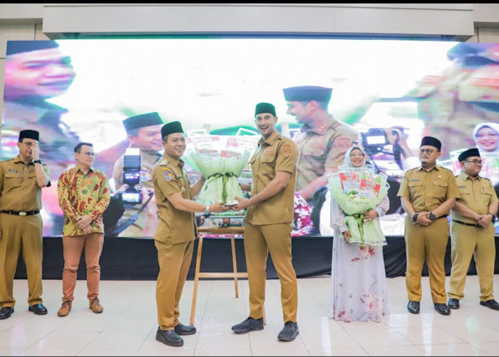 Bentuk Karakter Kesundaan Pelajar, Bupati KDS Luncurkan Buku Aksara Swara