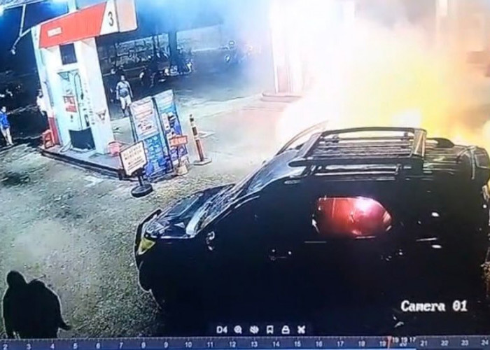 Mobil Terbakar di SPBU Nambo Arjasari Bandung Saat Antre Isi Bensin, Dua Orang Alami Luka Bakar