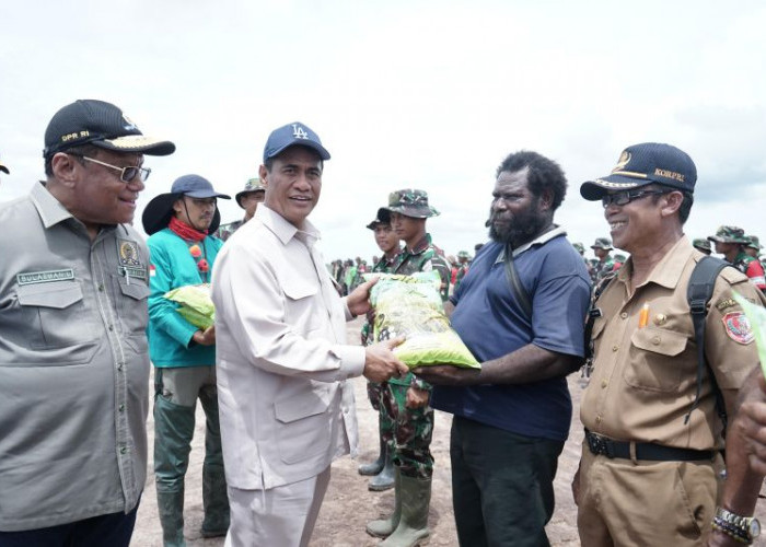 Kementan Dorong Swasembada Pangan dan Kesejahteraan Masyarakat Adat di Kampung Wanam