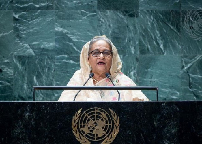 PM Bangladesh Sheikh Hasina Melarikan Diri dari Protes yang Tuntut Pengunduran Dirinya