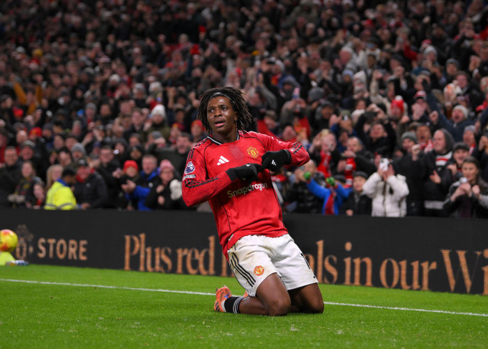 Kata Patrick Dorgu usai Golnya Menangkan MU vs Newcastle: Happy Tapi Kaget Bisa Gitu