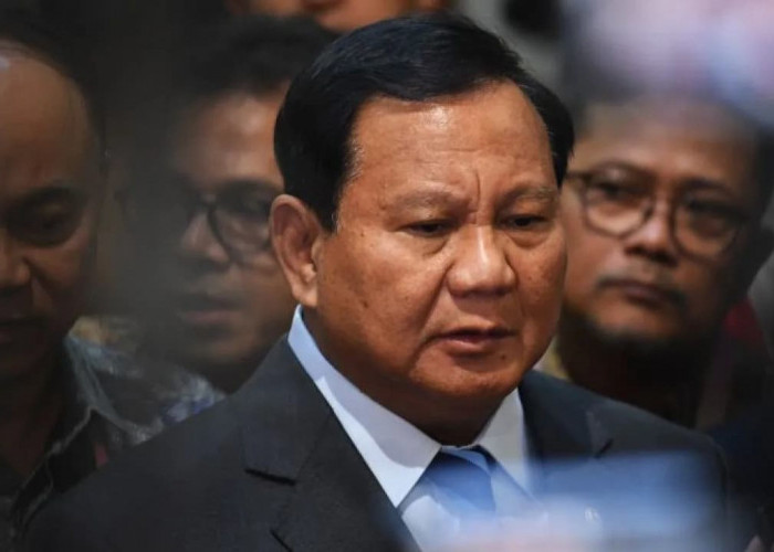 Tepis Rumor Jika Menangkan Pilpres 2024, Prabowo: Polri Tetap di Bawah Presiden