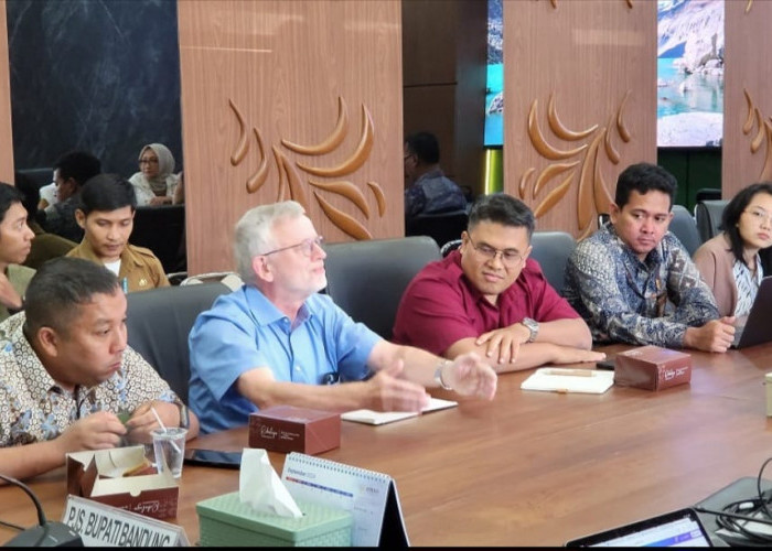 Bahas Pertanian Terintegrasi, Pjs Bupati Bandung Terima Kunjungan Bappenas dan World Bank