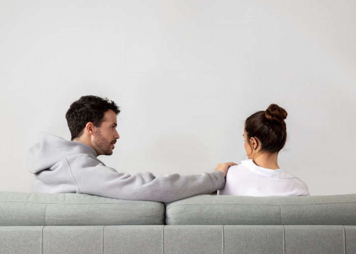 7 Cara Mengenali Ciri-Ciri Pasangan yang Hanya Memanfaatkan Anda