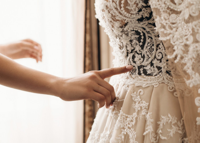 6 Pilihan Warna Gaun Pernikahan Punya Kesan Soft Nan Elegan