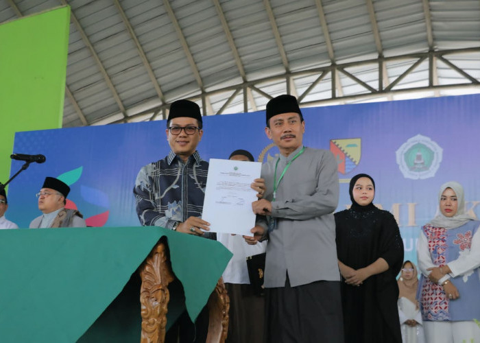 Ditengah Tantangan Anggaran, Bupati Bandung Komitmen Terus Perhatikan Guru Ngaji dan Pondok Pesantren