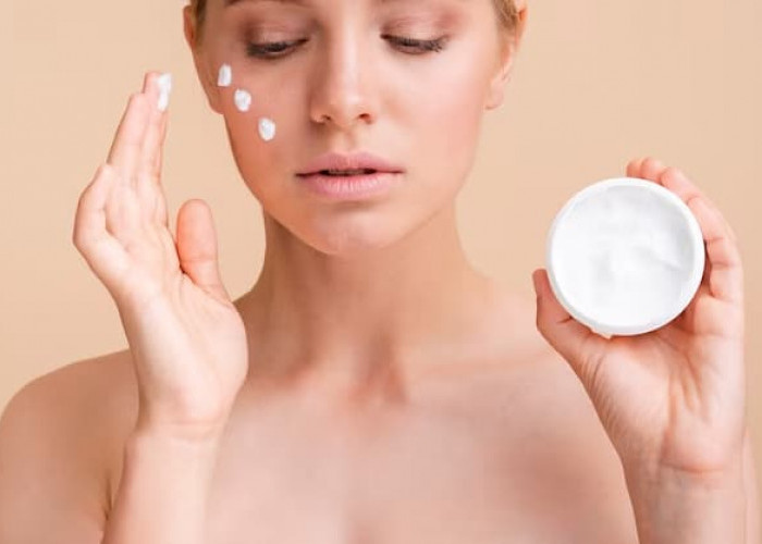 5 Rekomendasi Moisturizer yang Bagus untuk Memperbaiki Skin Barrier