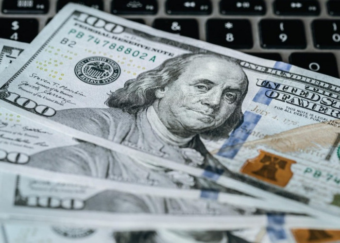 Harga Dolar Hari Ini Tembus Rp17.700, Ini Faktor yang Membuat Rupiah Melemah