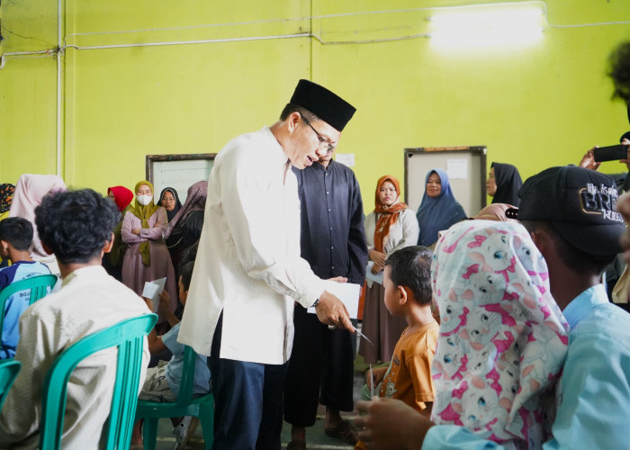 Santunan Yatim dan Dhuafa Warnai Silaturahmi Bupati Bandung di Bojongsoang