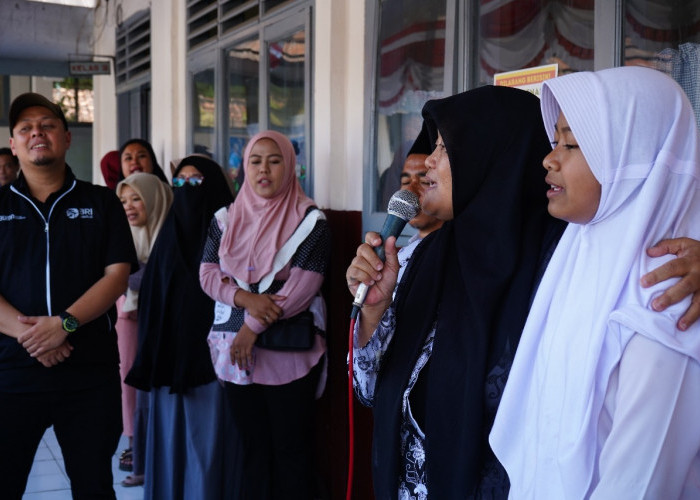 BRI Dukung Pendidikan Berkualitas, Salurkan Beasiswa untuk 40 Siswa di Region 9 Bandung