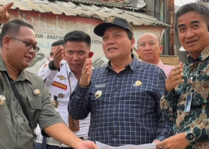 Pj Bupati Bogor Bachril Bakri Tinjau Proyek Fly Over Stasiun Tenjo