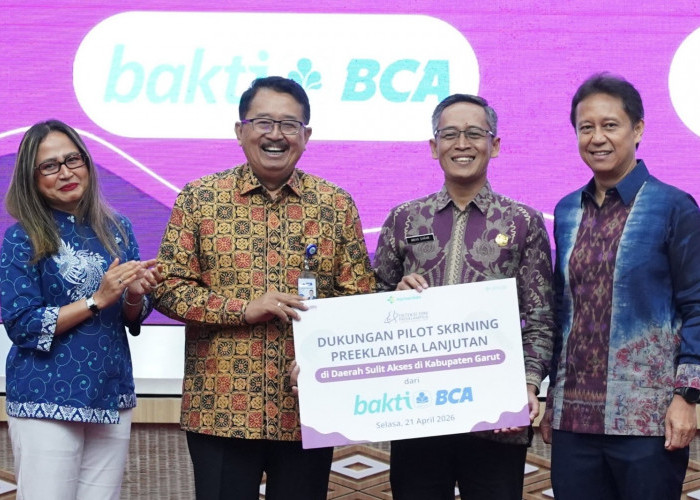 Dorong Pencegahan Stunting dari Hulu, BCA Salurkan Bantuan Alat Deteksi Dini Preeklamsia
